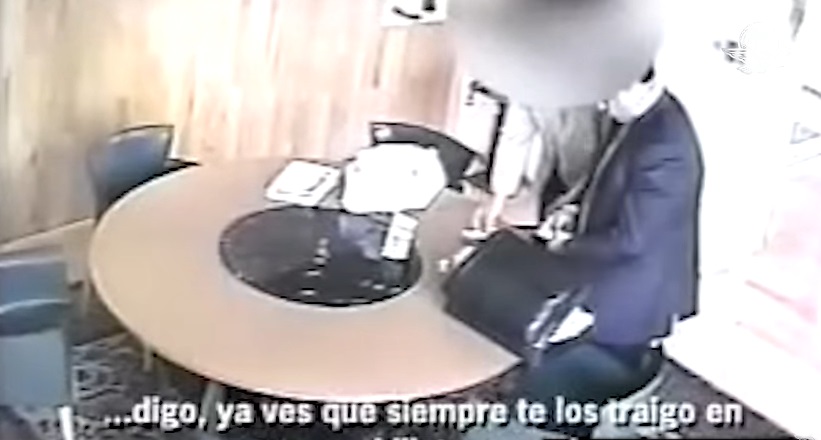 La cadena Radio Fórmula informó que el empresario de origen argentino fue detenido en ese país por la Interpol por acusaciones de fraude genérico